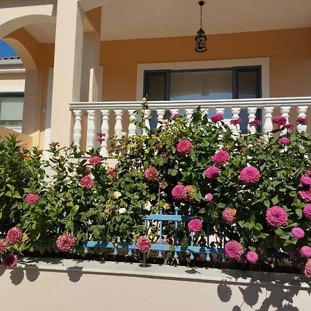 House Kochyli * Agia Eirini