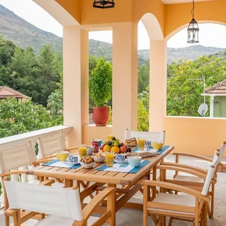 House Kochyli Nyaraló